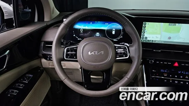 Kia Carnival Generation 4 — Фото автомобиля 14