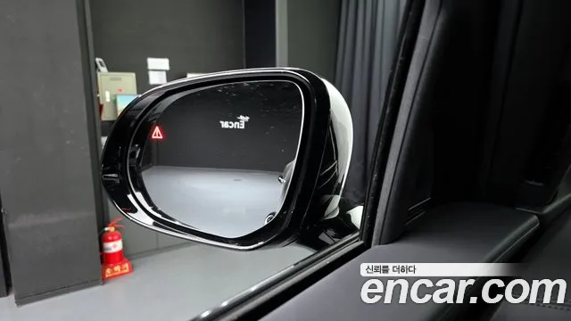 Genesis GV80 — Фото автомобиля 17