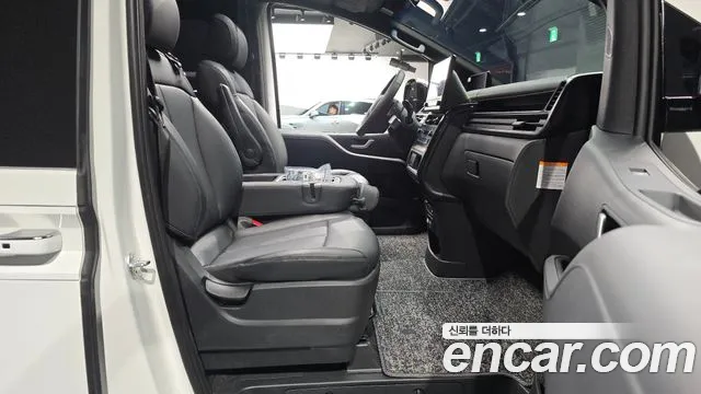 Hyundai Staria — Фото автомобиля 16