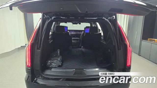 Cadillac Escalade Escalade 5 поколение — Фото автомобиля 29