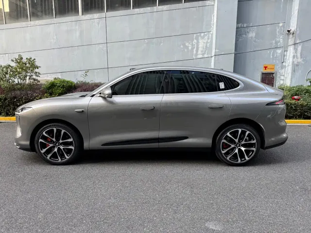 IM Motors LS6 — Фото автомобиля 4