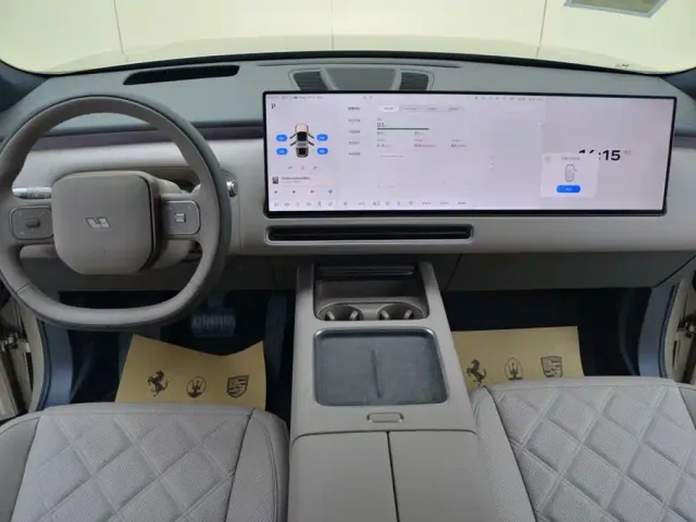 Li Auto L9 — Фото автомобиля 6