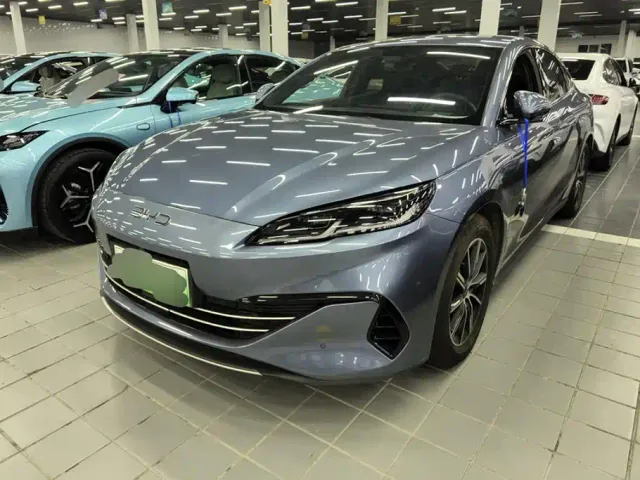 Фотография автомобиля — BYD Seal 06