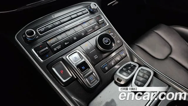 Hyundai Santa Fe — Фото автомобиля 12
