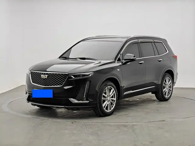 Фотография автомобиля — Cadillac XT6