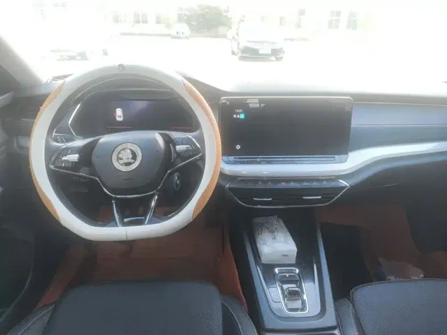 Skoda Octavia — Фото автомобиля 5