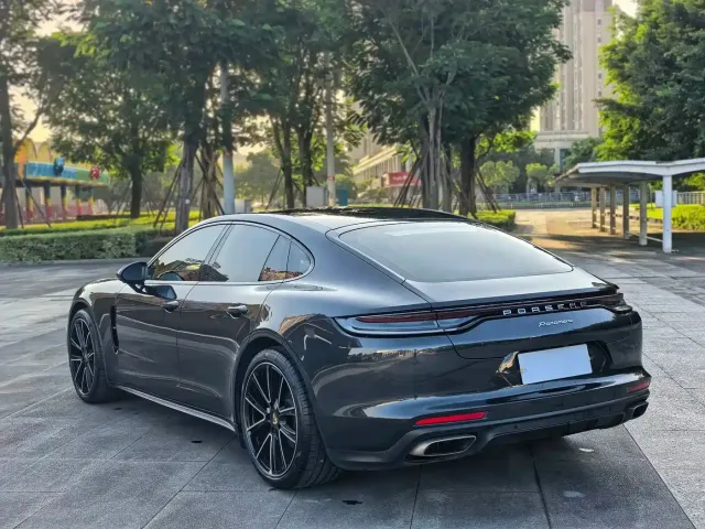 Porsche Panamera — Фото автомобиля 6