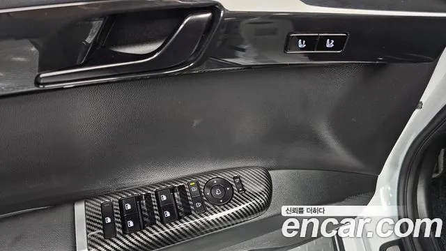 Hyundai Grandeur GN7 — Фото автомобиля 25