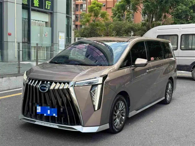GAC Trumpchi M8 — Фото автомобиля 2