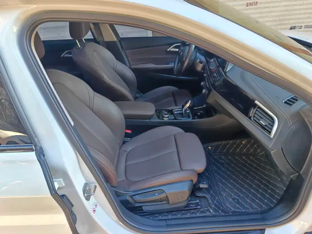 BMW 1 Series — Фото автомобиля 18