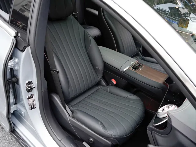 Mercedes-Benz EQS — Фото автомобиля 14