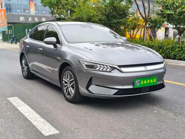 BYD Qin PLUS — Фото автомобиля 3