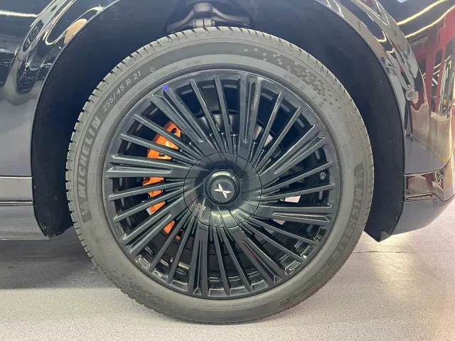 Xpeng G9 — Фото автомобиля 19