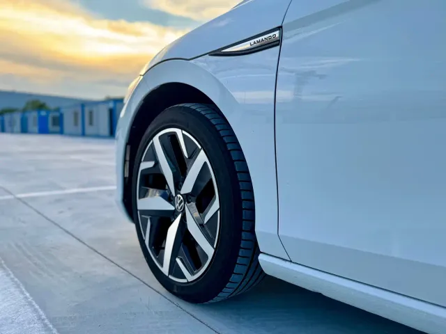 Volkswagen Lamando — Фото автомобиля 12