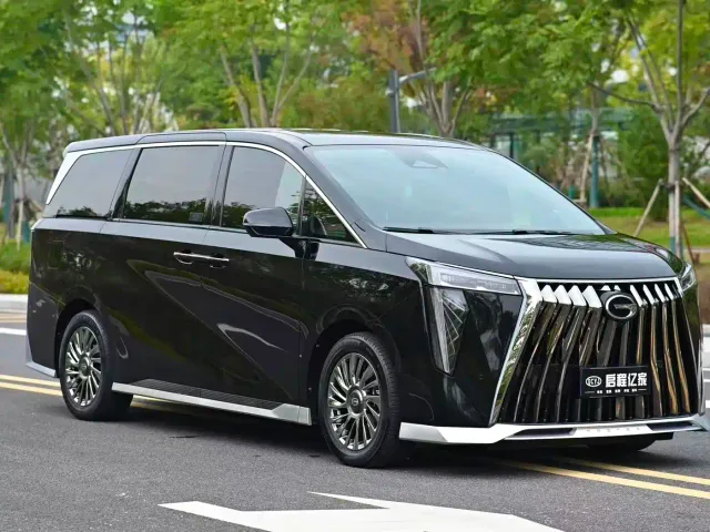 GAC Trumpchi M8 — Фото автомобиля 3