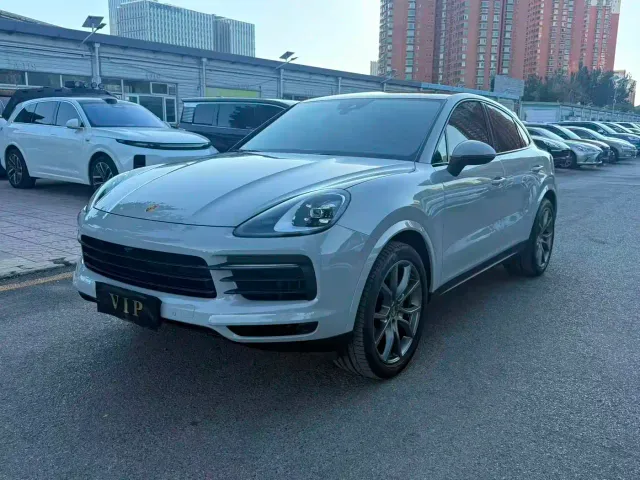 Фотография автомобиля — Porsche Cayenne