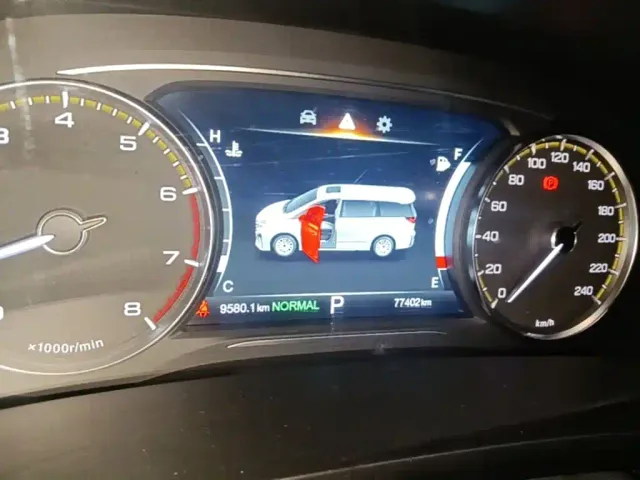 GAC Trumpchi M8 — Фото автомобиля 11