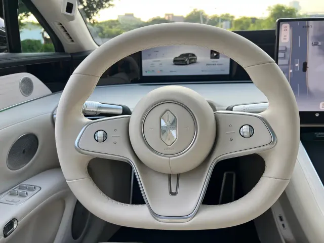 Stelato S9T — Фото автомобиля 10