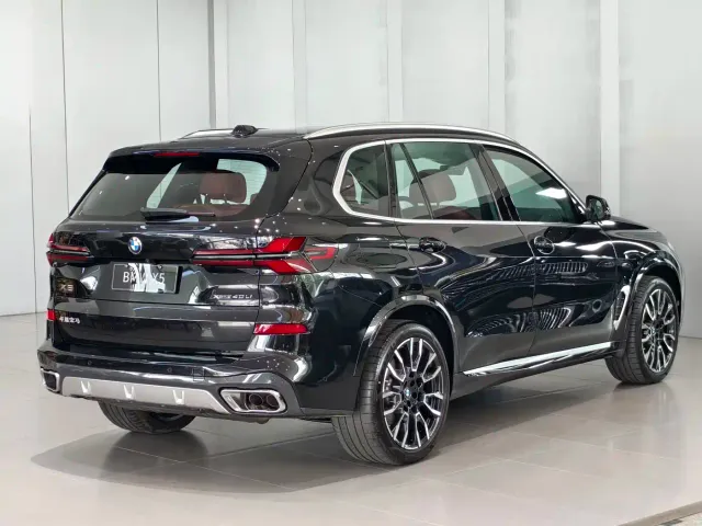 BMW X5 — Фото автомобиля 3