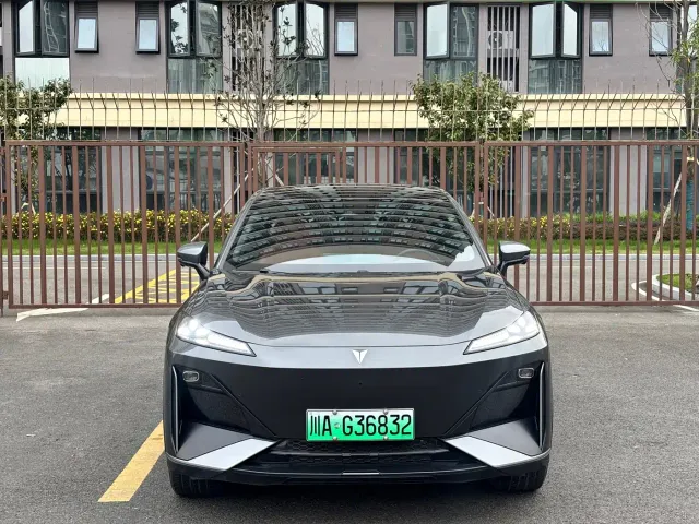 Deepal S07 — Фото автомобиля 2
