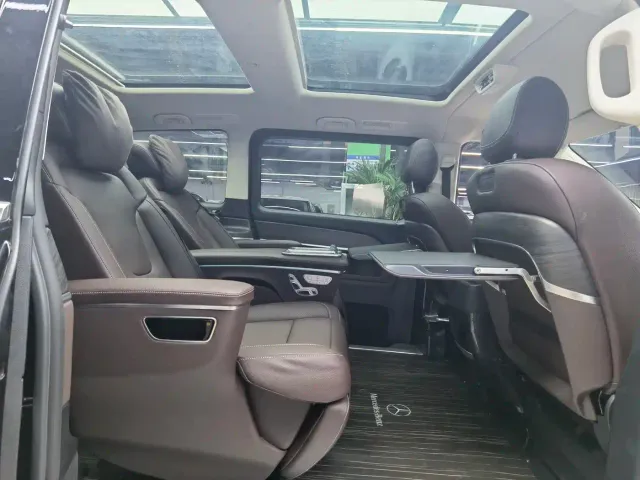 Mercedes-Benz V-Class — Фото автомобиля 8