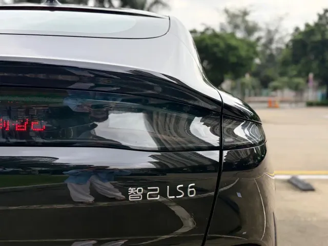 IM Motors IM LS6 2025 Extended Range Base — Фото автомобиля 5