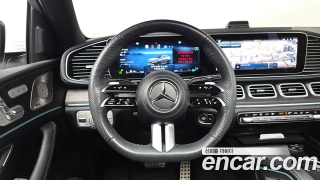 Mercedes-Benz GLE-Class — Фото автомобиля 11