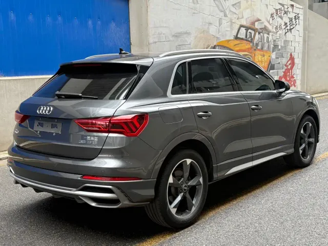 Audi Q3 — Фото автомобиля 4