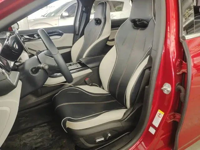 BYD Qin PLUS — Фото автомобиля 10