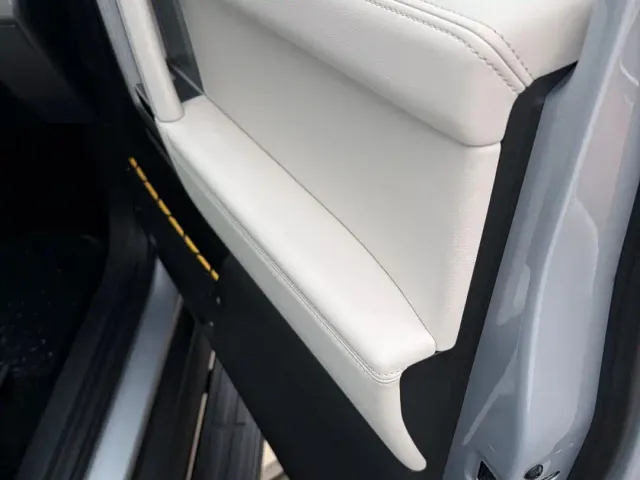 iCAR V23 — Фото автомобиля 7