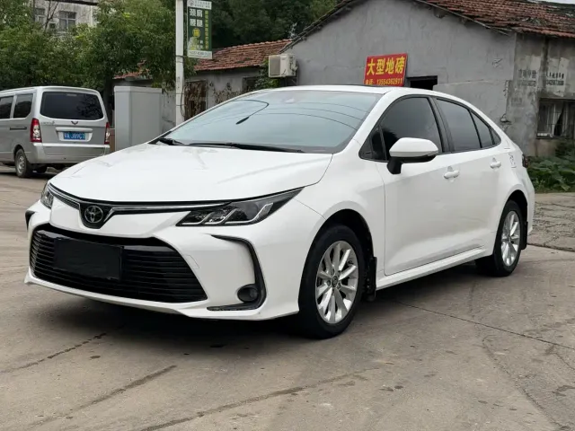 Фотография автомобиля — Toyota Corolla