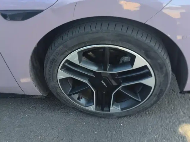 GAC Aion RT — Фото автомобиля 6
