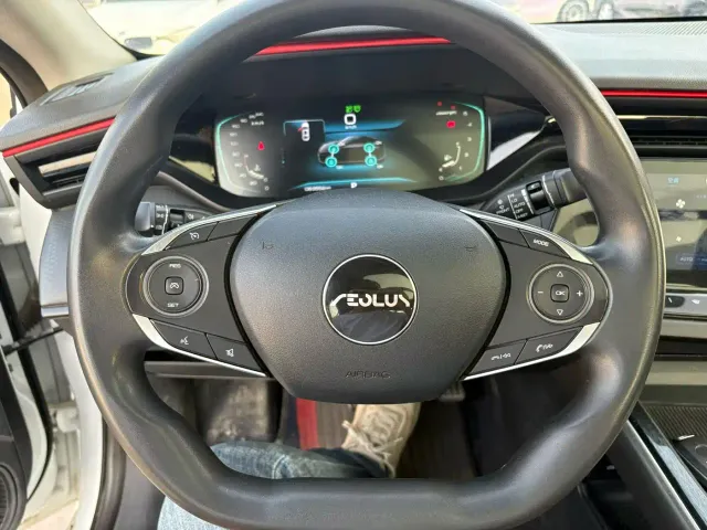 Dongfeng Yixuan MAX — Фото автомобиля 6