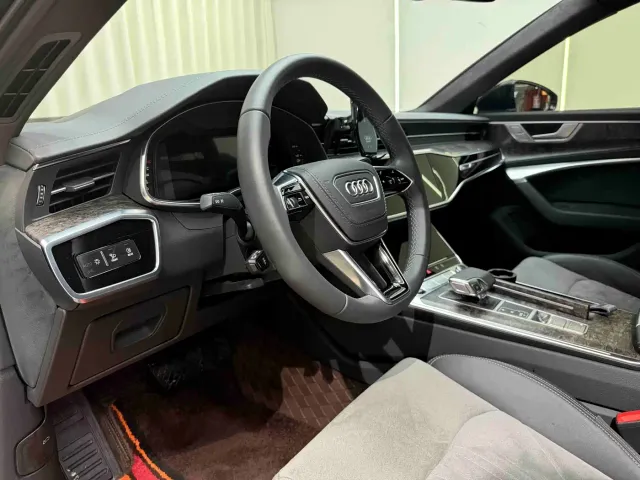 Audi A6L — Фото автомобиля 13