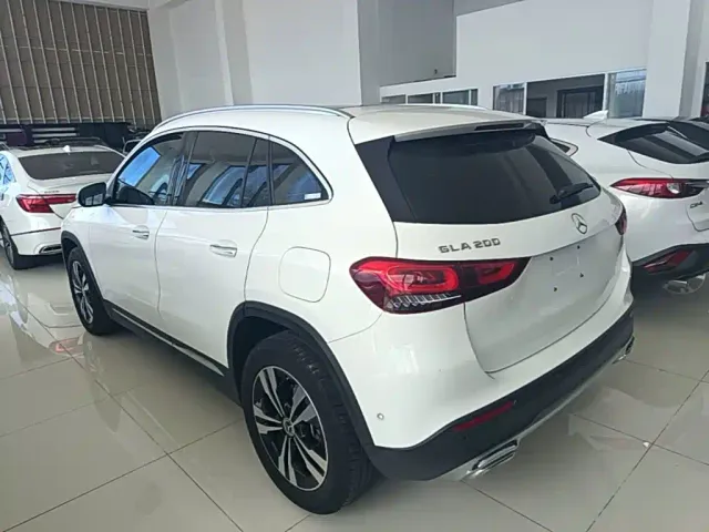 Mercedes-Benz GLA-Class — Фото автомобиля 4