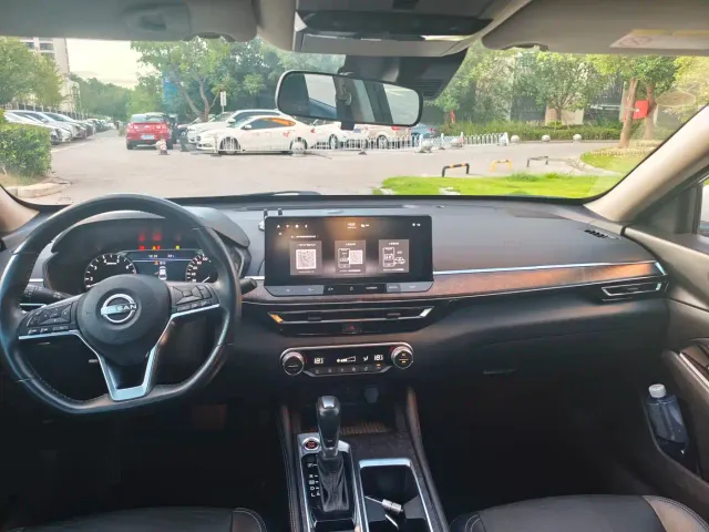 Nissan Teana — Фото автомобиля 10