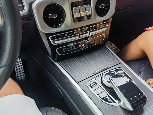 Mercedes-Benz G-Class — Фото автомобиля 5