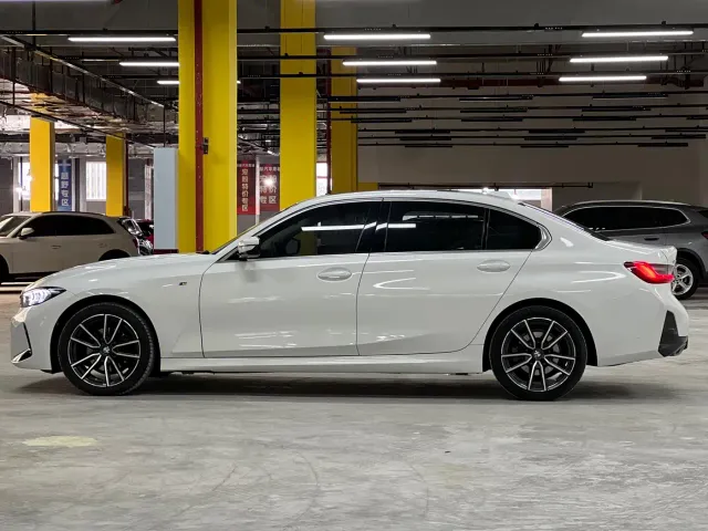 BMW 3 Series — Фото автомобиля 15