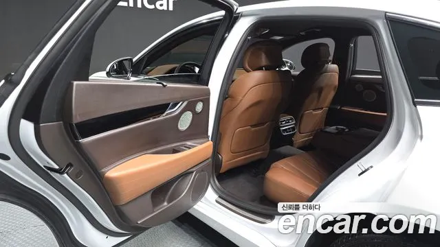 Genesis G80 RG3 — Фото автомобиля 16