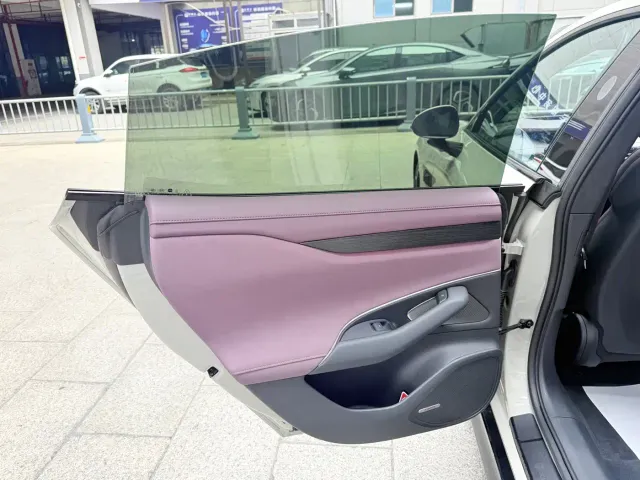 Xiaomi SU7 — Фото автомобиля 9