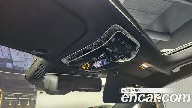 Mercedes-Benz S-Class — Фото автомобиля 25