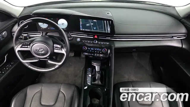 Hyundai Avante CN7 — Фото автомобиля 6