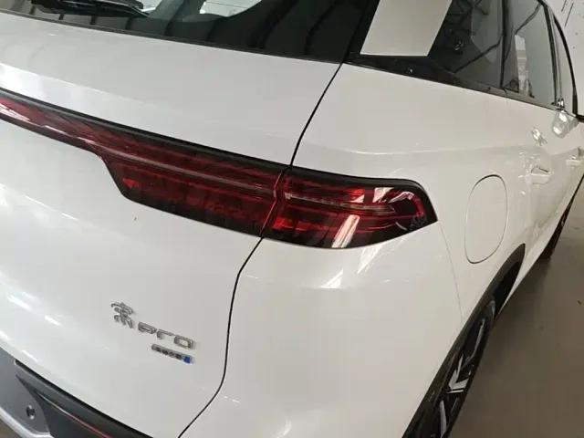 BYD Song Pro — Фото автомобиля 7