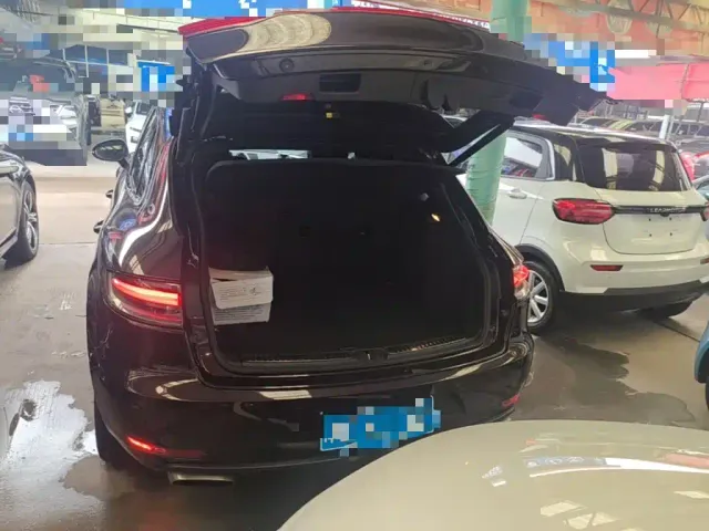 Porsche Macan — Фото автомобиля 14