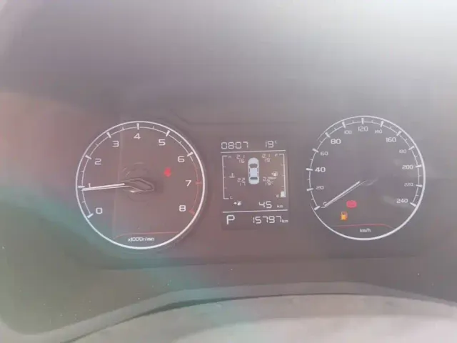 Geely Emgrand — Фото автомобиля 11