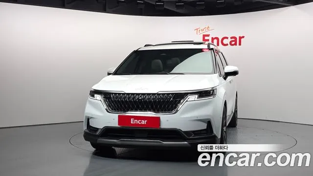 Kia Canival Carnival 4 поколение 7 мест Signature — Фото автомобиля 3