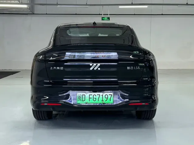 IM Motors LS6 — Фото автомобиля 5