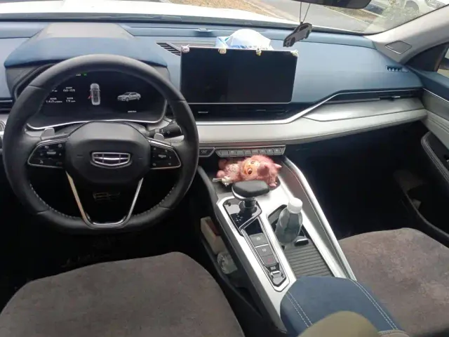 Geely Xingrui — Фото автомобиля 12
