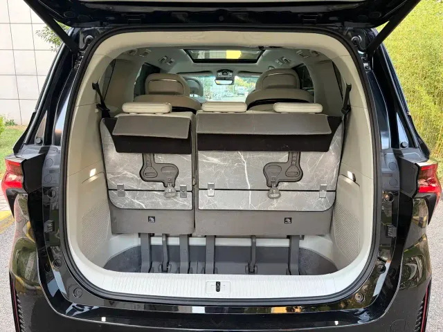 Forthing Xinghai V9 — Фото автомобиля 15
