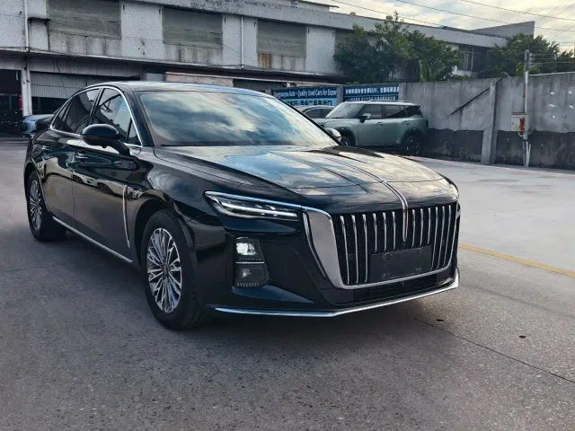 Hongqi H5 — Фото автомобиля 3